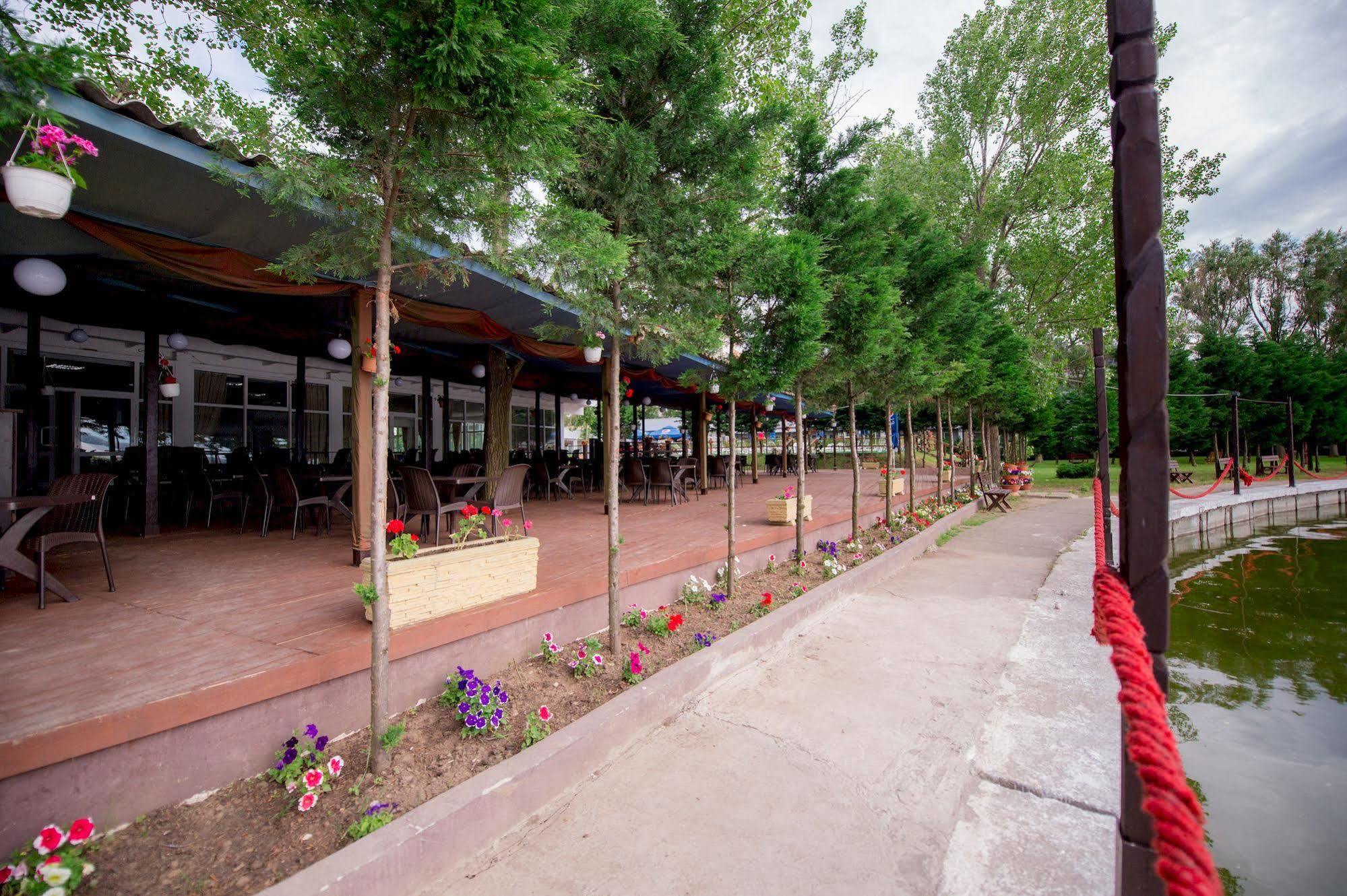 Caraiman Mamaia Hotel Exterior foto